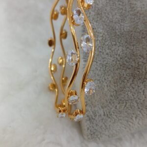 White zigzag bangles