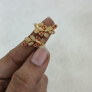 RUBY WHITE finger ring