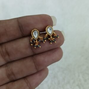Kundan studs with black diamonds (screw backs)