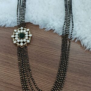 Victoria pendant with black beads
