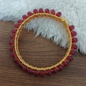 RED beads bangle
