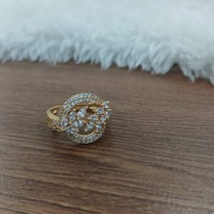 Circle pattern with uncuts