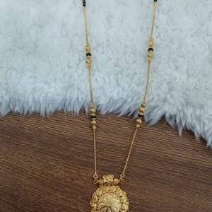 Flower pendant with black beads