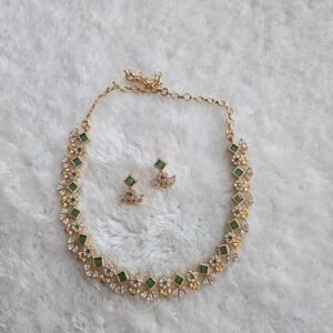Small stones simple neck set (GREEN)