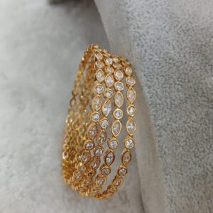Oval & Round White stone (set of 4)