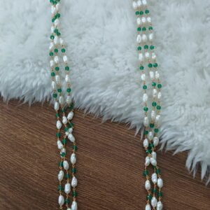 Long pearls / Emerald with Micropolish