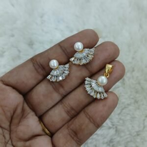Rays pattern Diamond copy pendant and earrings with real pearls