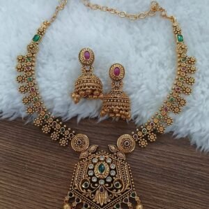 Short Nakshi haaram with buttalu