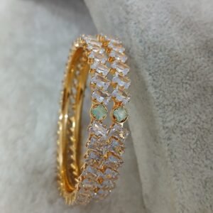 Pastel green with rectangle glasscut
