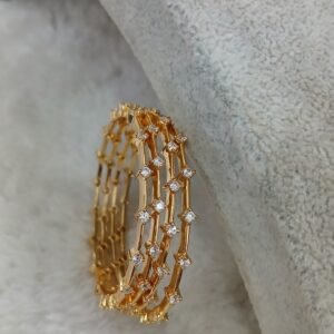 Simple white stones bangles (set of 4)