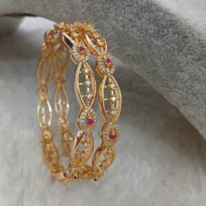 Oval pattern white with ruby stones