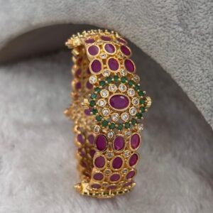 Single ruby bangle