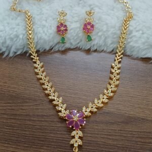 Simple leaf pattern Micropolish neck set with earrings (Pink & green)