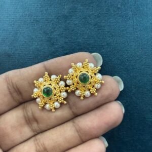 Green stone with pearl Micropolish studs