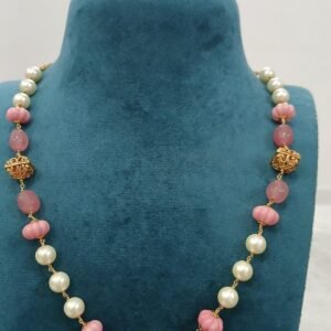 Pink monalisa and coral pumpkin beads chain (20 inches)