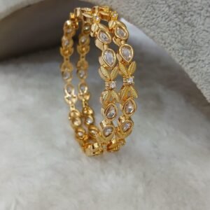 2.4 Drop uncuts with leaf design Micropolish bangles (set of 2)