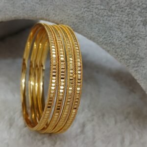 2.8 Plain with Square cutting Micropolish bangles (set of 4)