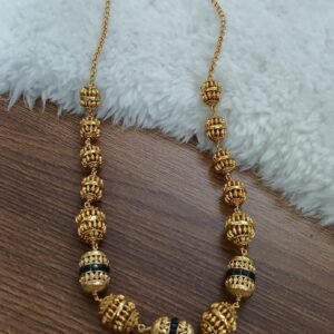 Black stone nakshi ball with full nakshi balls chain (18 inches)
