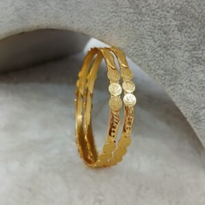2.4 Simple lakshmi kaasu with curve detailing Micropolish bangles (set of 2)
