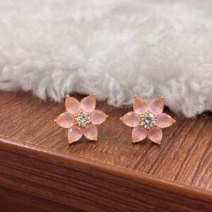 Pastel pink flower Micropolish studs