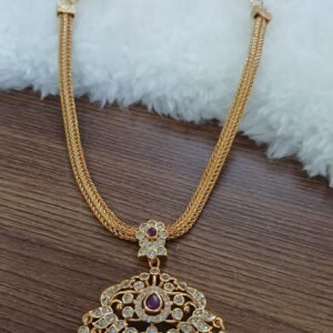 Micropolish naan with pendant