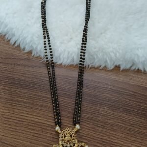 18 inches blackbeads with matt finish simple lakshmi pendant