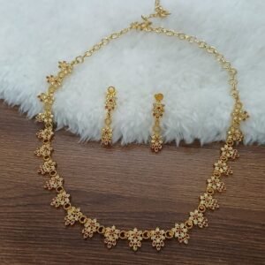 Small stonea Micropolish simple necklace with screwback earrings